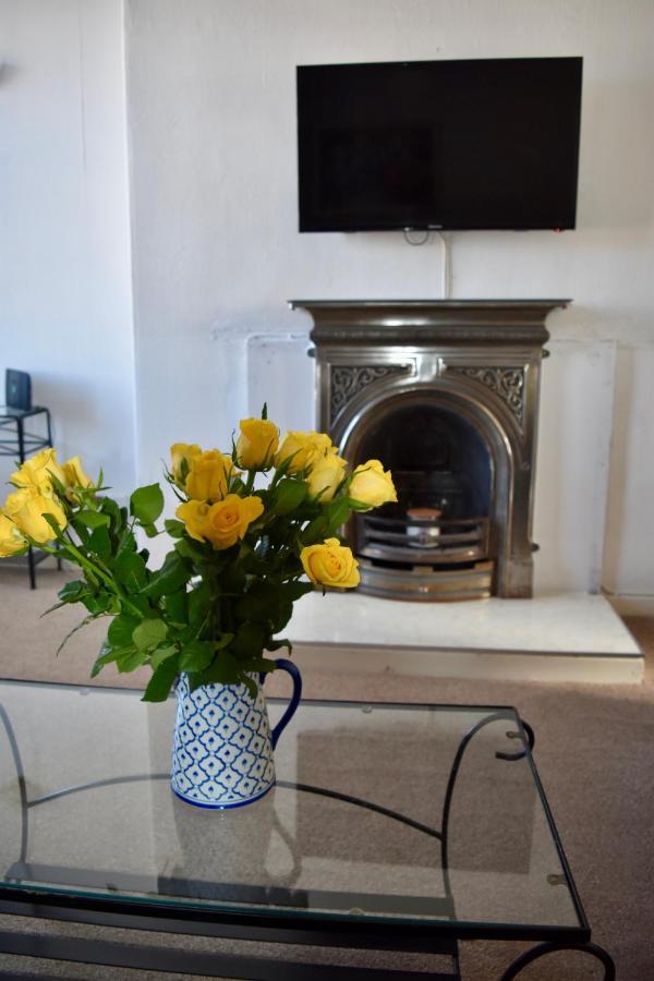 Flat In Oban Town Centreアパートメント エクステリア 写真